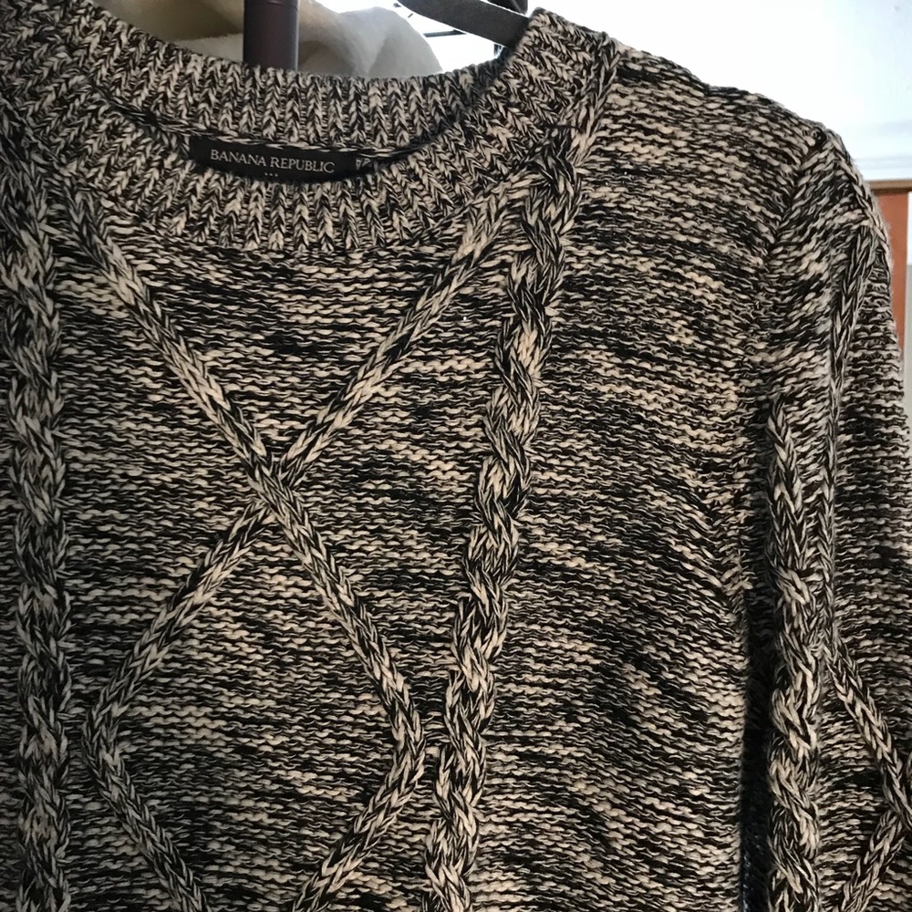 Banana Republic gray sweater